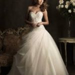 Прокат свадебных платьев: основные условия сделки